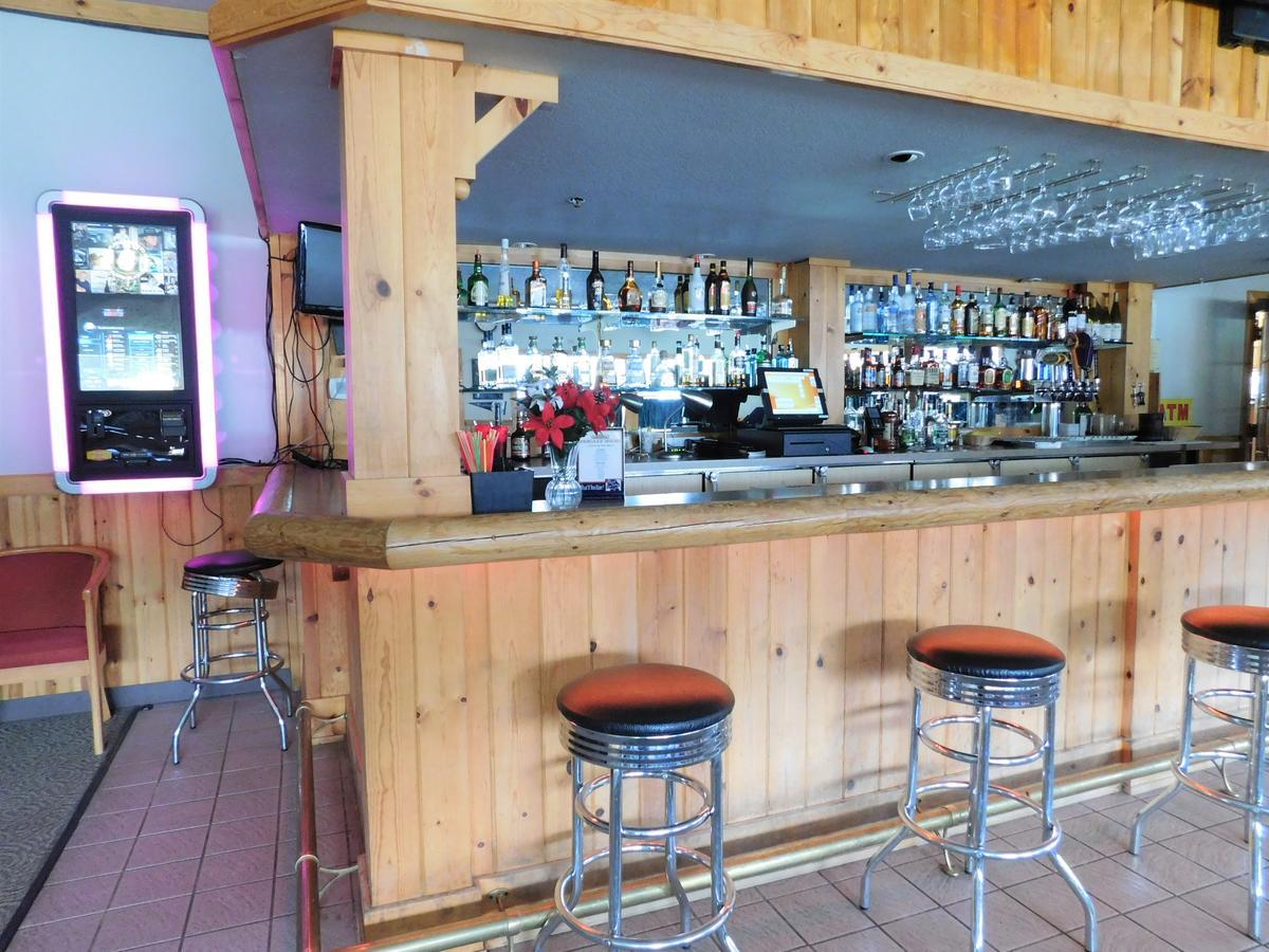 The Summit Inn Snoqualmie Pass Extérieur photo